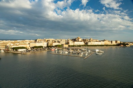 211112SyracuseCityFromShip